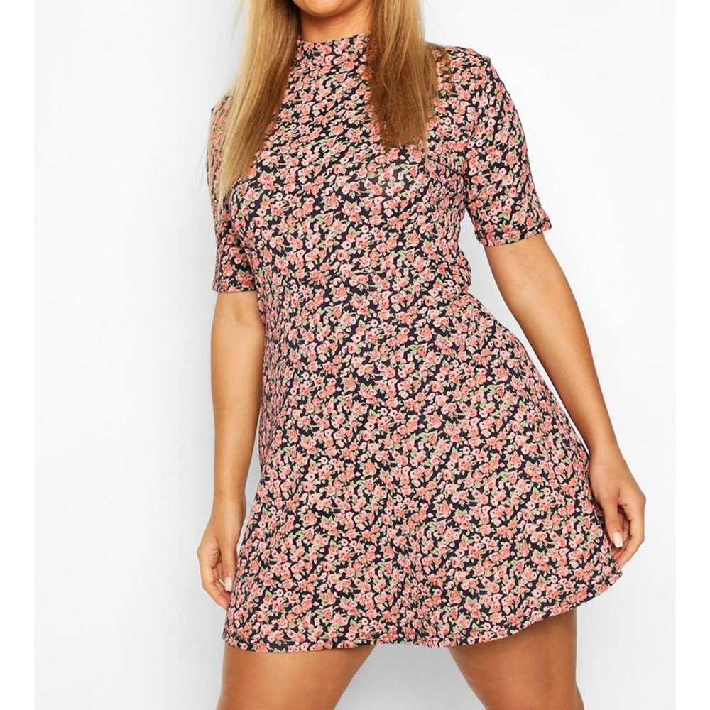Boohoo floral Shift neck dress